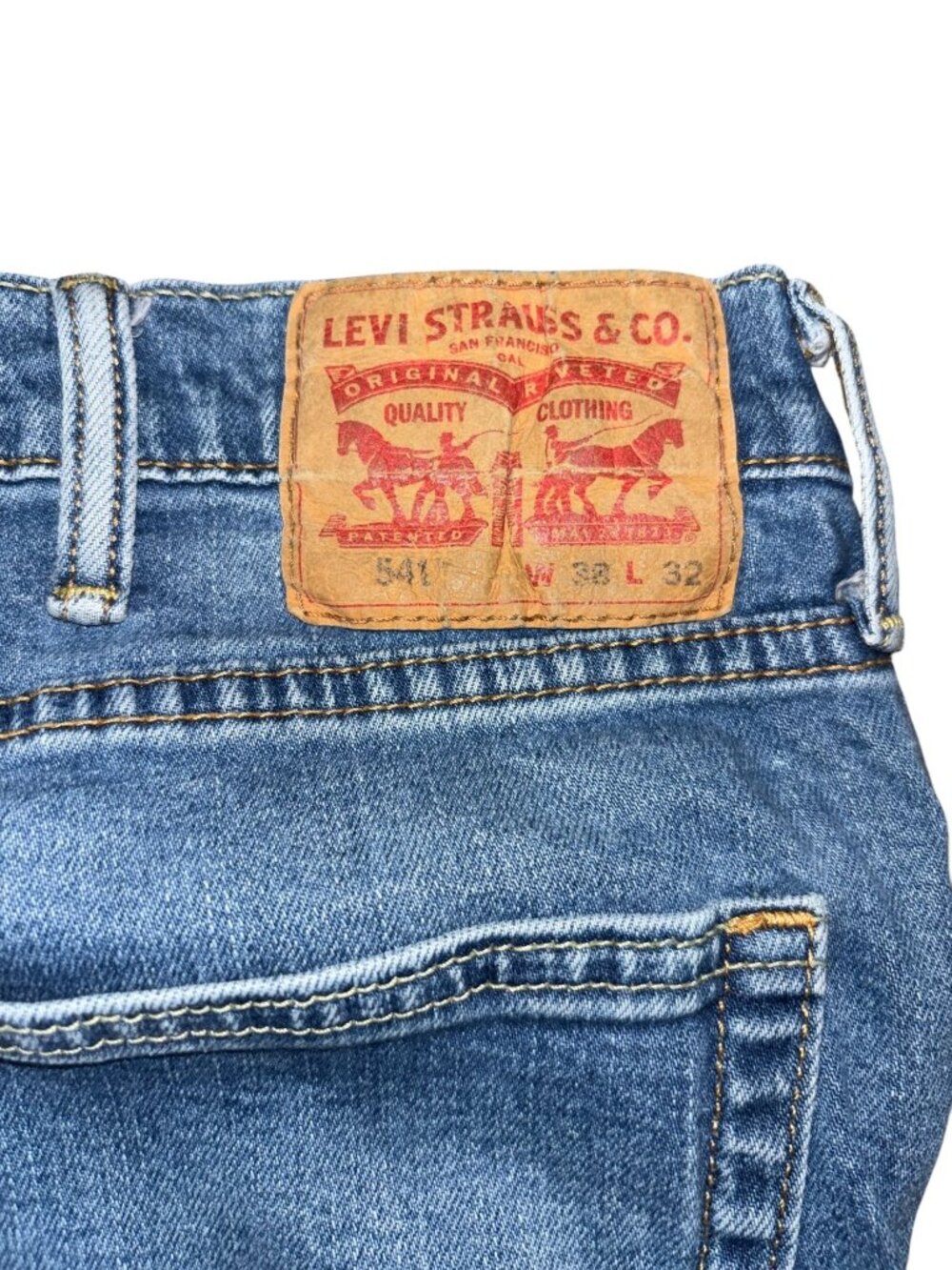 Levi's 541 Men's 38x32 Denim Jeans - Picture 12 of 12